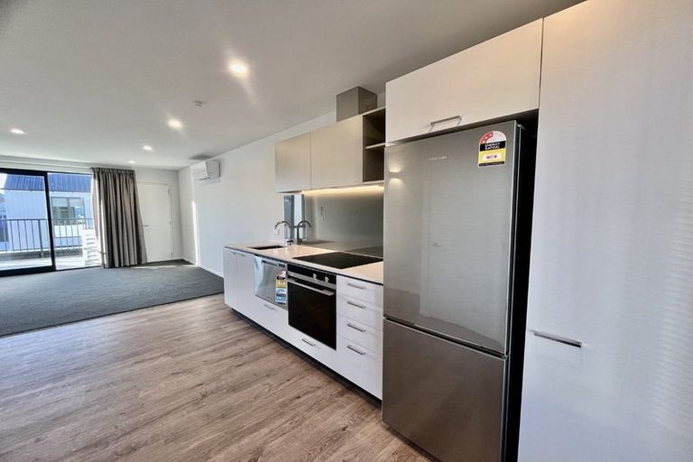 Photo of property in 135 Fitzgerald Avenue, Christchurch Central, Christchurch, 8011