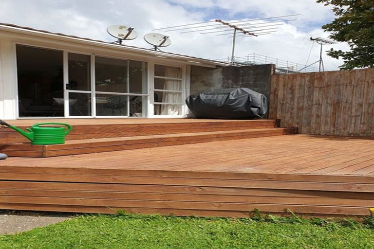 Photo of property in 2/14a Puriri Street, Takapuna, Auckland, 0622