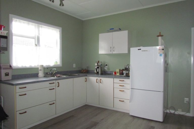 Photo of property in 38 Quinn Road, Levin, 5510