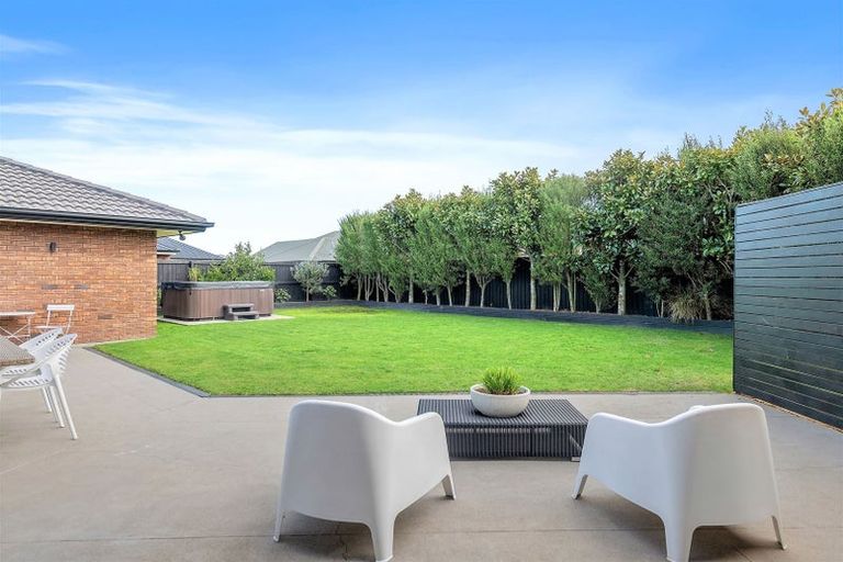 Photo of property in 7 Teagarden Close, Mairehau, Christchurch, 8052