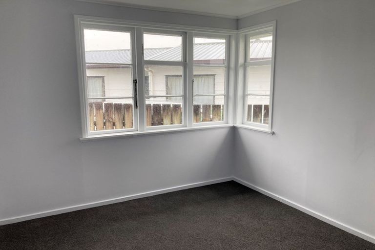 Photo of property in 40 Paul Crescent, Fairfield, Hamilton, 3214