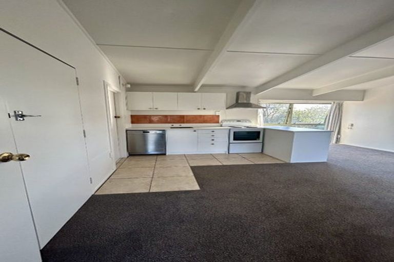 Photo of property in 17 Shrimpton Road, Haumoana, 4102