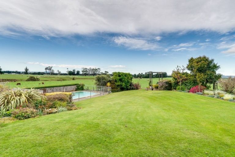 Photo of property in 1025 Aorangi Road, Maraekakaho, Hastings, 4171