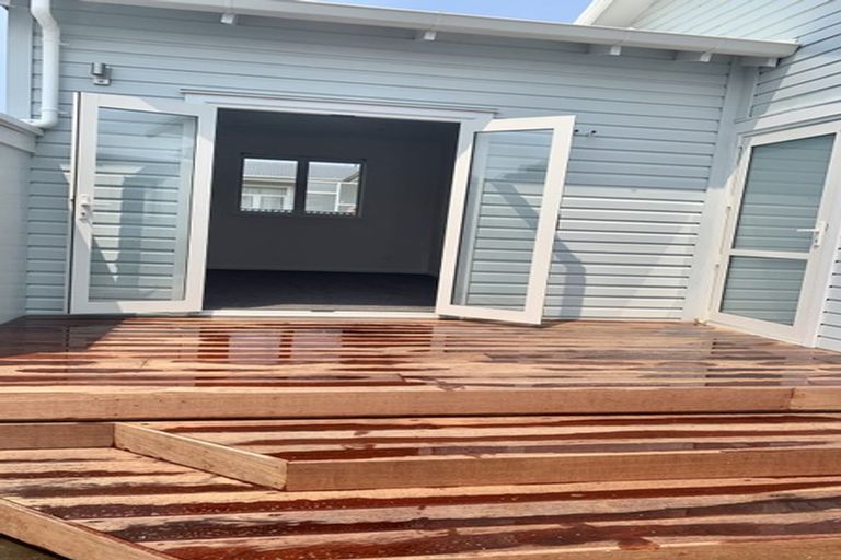 Photo of property in 1/259 Georges Drive, Napier South, Napier, 4110