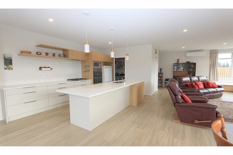 Photo of property in 233 Taylor Pass Road, Witherlea, Blenheim, 7201