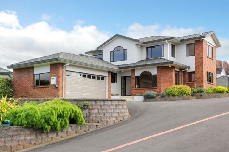Photo of property in 7 Sandel Rise, Merrilands, New Plymouth, 4312