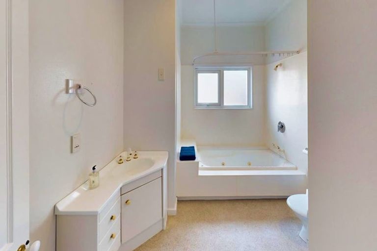 Photo of property in 4a Macdonald Crescent, Te Aro, Wellington, 6011