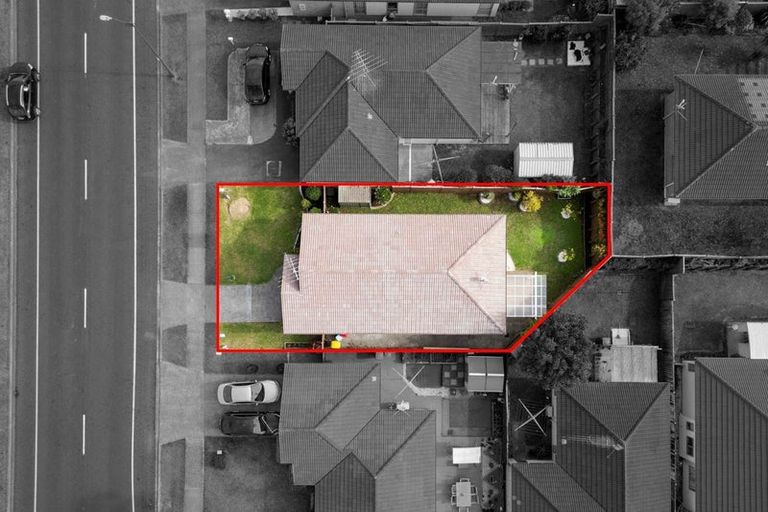 Photo of property in 31 Magic Way, Randwick Park, Auckland, 2105