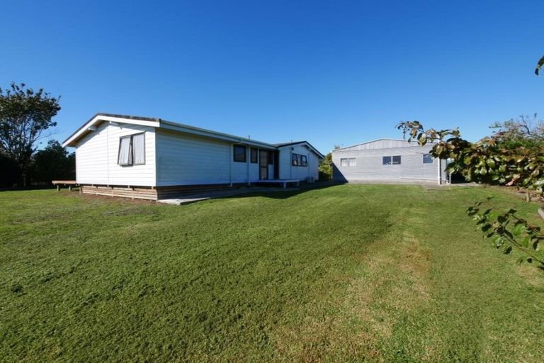 Photo of property in 336 Waihoehoe Road, Drury, 2577