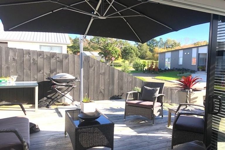 Photo of property in 4 Ahi Kaa Lane, Snells Beach, 0920