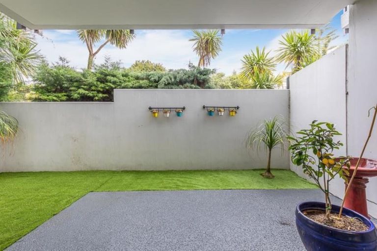 Photo of property in 1e/6 Piwakawaka Street, Eden Terrace, Auckland, 1010