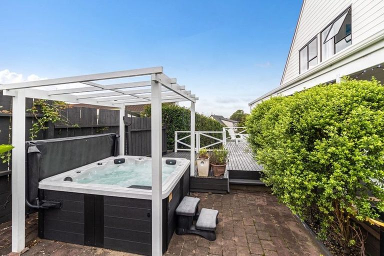 Photo of property in 44 Polkinghorne Drive, Manly, Whangaparaoa, 0930