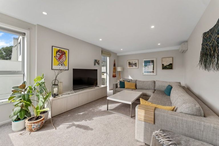 Photo of property in 3 Seager Lane, Hillmorton, Christchurch, 8024