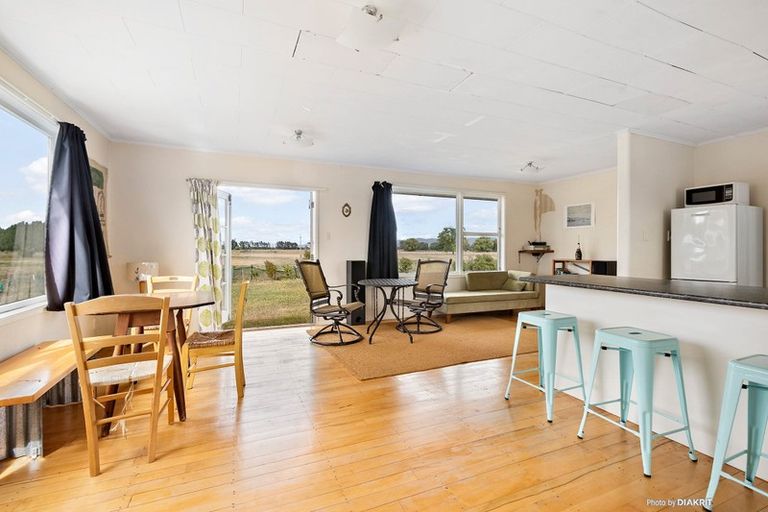 Photo of property in 108 Phillips Line, Tauwharenikau, Tauherenikau, 5794