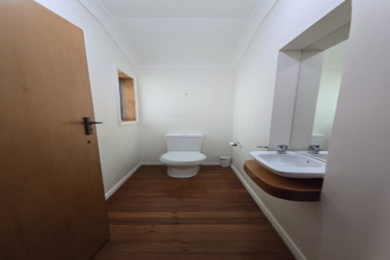 Photo of property in 116 Chaucer Road North, Hospital Hill, Napier, 4110