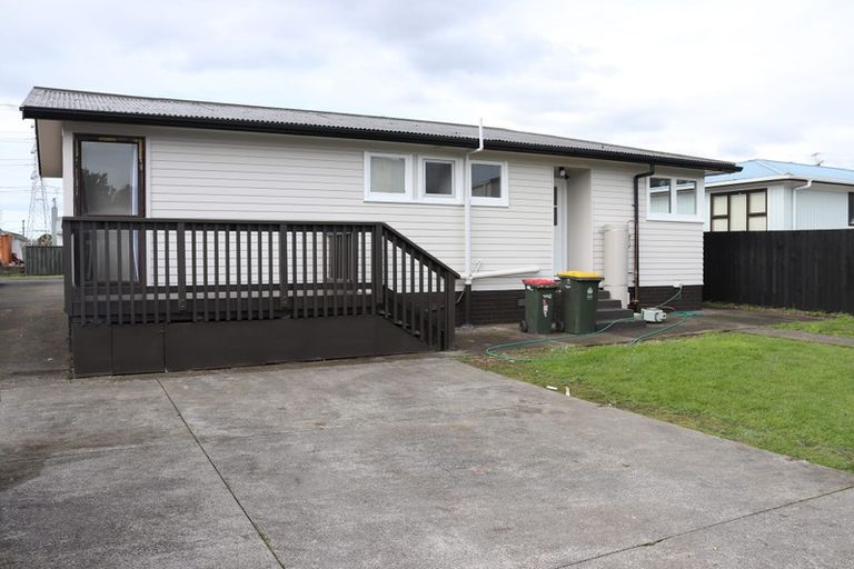 Photo of property in 38 Harwood Crescent, Otara, Auckland, 2023