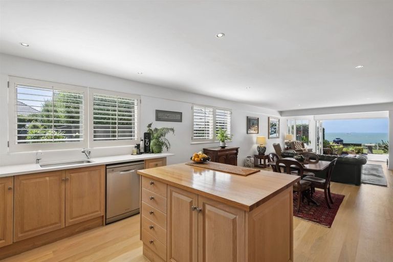 Photo of property in 1/21 Clifton Road, Hauraki, Auckland, 0622