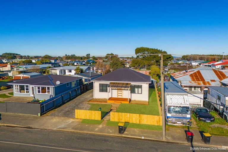 Photo of property in 11 Mcquarrie Street, Kingswell, Invercargill, 9812