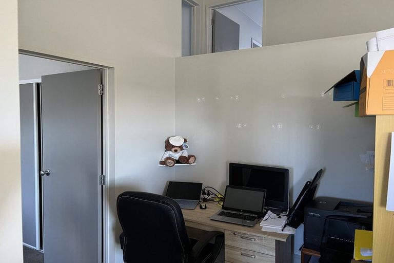 Photo of property in 31 Carento Way, Stanmore Bay, Whangaparaoa, 0932