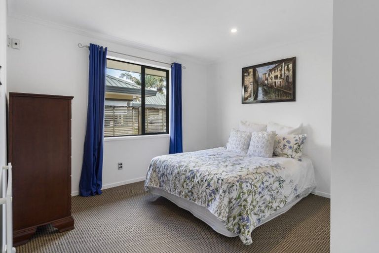 Photo of property in 24 Sunset Drive, Pukekohe, 2120