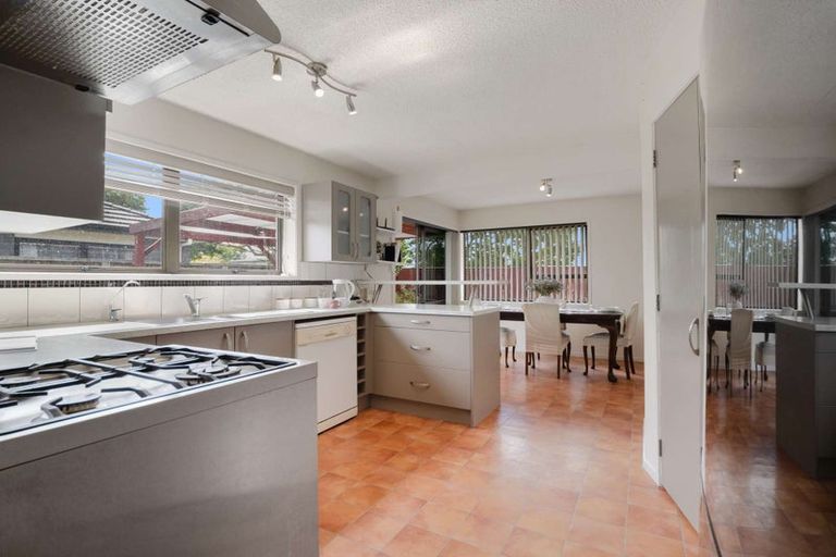 Photo of property in 7 Mahana Road, St Andrews, Hamilton, 3200