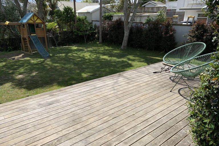 Photo of property in 24 Saint Leonards Road, Devonport, Auckland, 0624