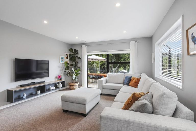 Photo of property in 8 Jays Road, Titirangi, Auckland, 0604