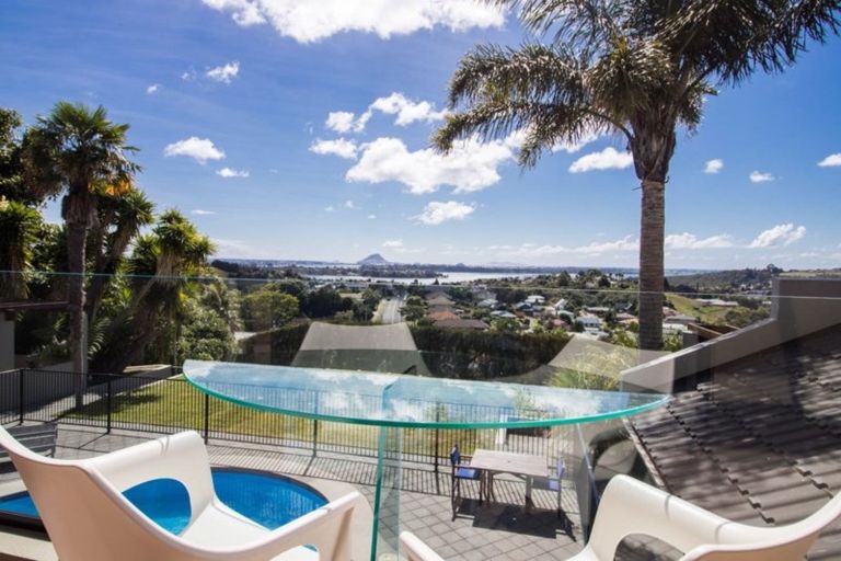 Photo of property in 300 Waitaha Road, Welcome Bay, Tauranga, 3112