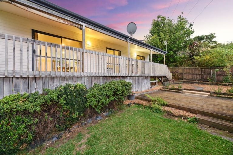 Photo of property in 18a Poto Street, Te Atatu South, Auckland, 0610