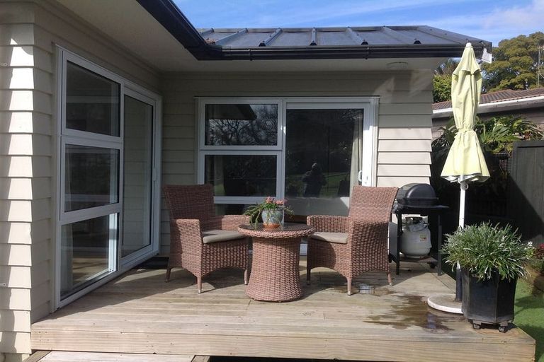 Photo of property in 14 Sale Street, Cockle Bay, Auckland, 2014