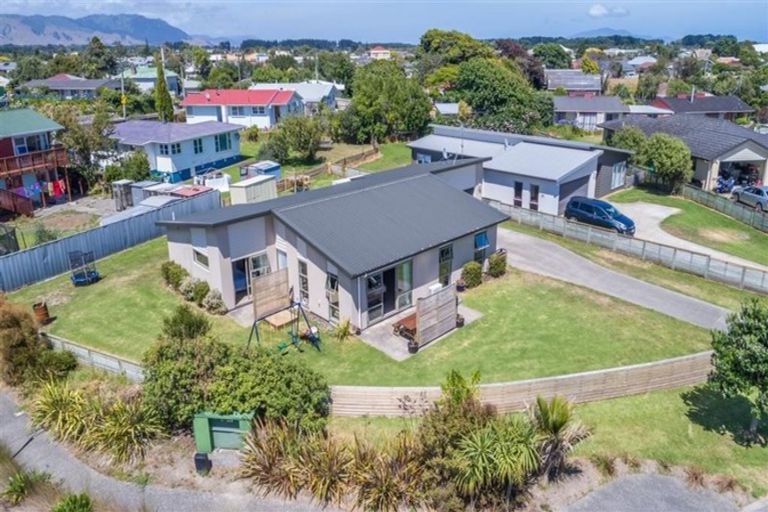 Photo of property in 4 Tamihana Street, Otaki, 5512