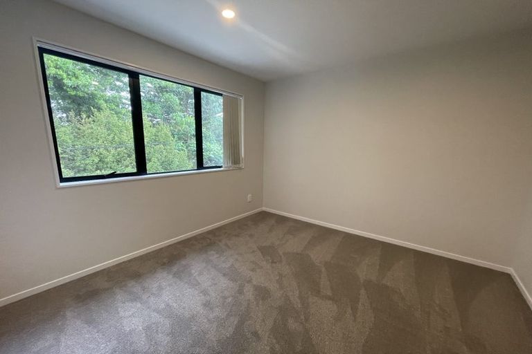 Photo of property in 30b Lowtherhurst Road, Massey, Auckland, 0614