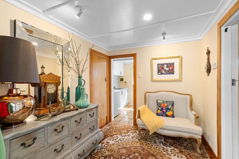 Photo of property in 184 Gladstone Road, Levin, 5571