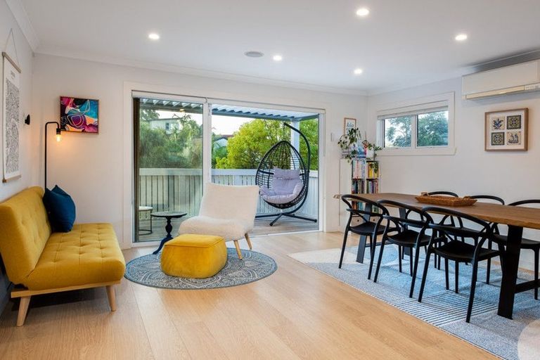 Photo of property in 1/75 Newhaven Terrace, Mairangi Bay, Auckland, 0630
