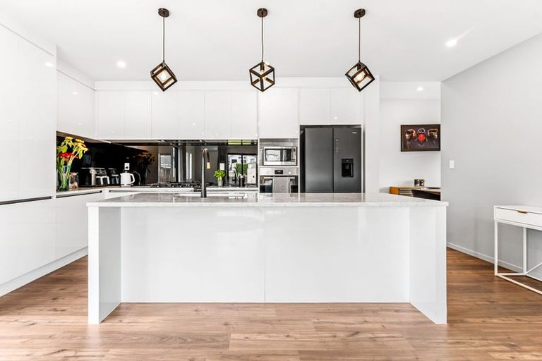 Photo of property in 124 Parkview Drive, Gulf Harbour, Whangaparaoa, 0930