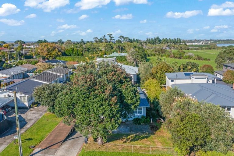 Photo of property in 6 Wellesley Road, Mangere Bridge, Auckland, 2022