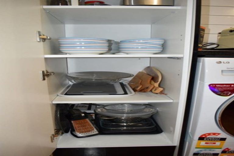 Photo of property in 268 Oriental Parade, Oriental Bay, Wellington, 6011