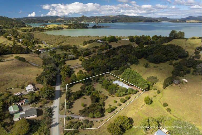 Photo of property in 39 Gangway Road, Totara North, Kaeo, 0479