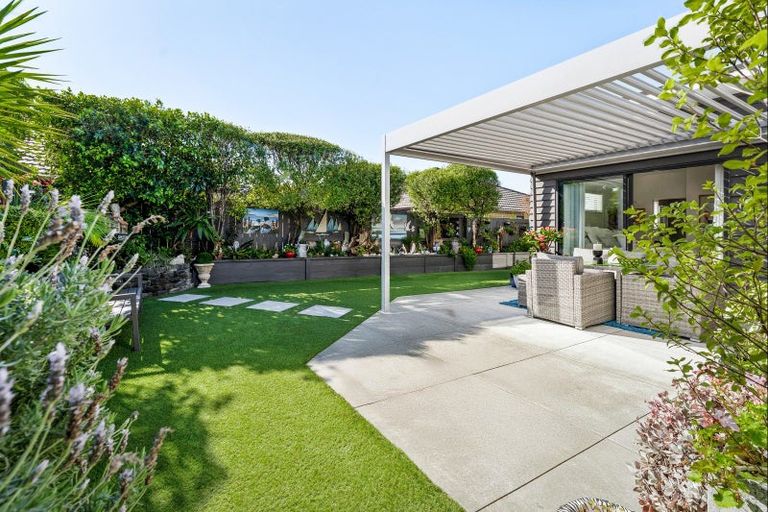 Photo of property in 6 Trevally Place, Snells Beach, 0920