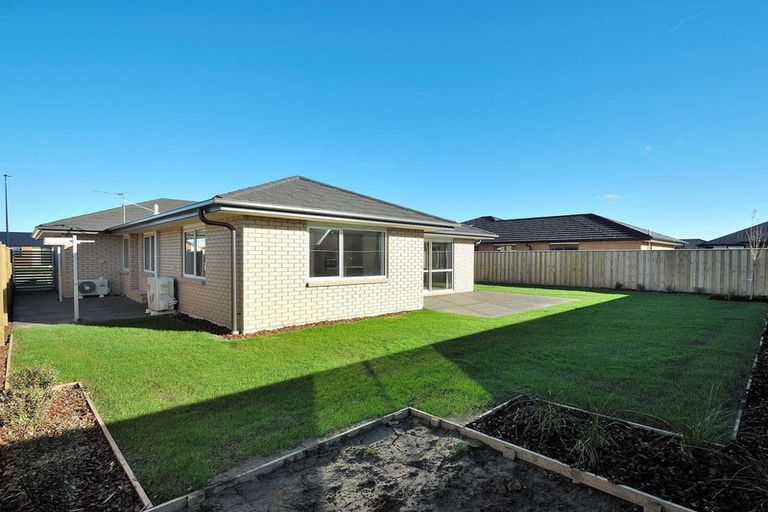 Photo of property in 27 Longcot Drive, Rolleston, 7615