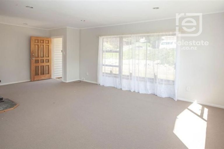 Photo of property in 59 Peach Road, Glenfield, Auckland, 0629