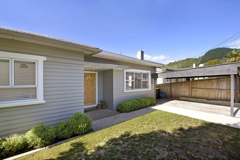 Photo of property in 23 Franklyn Street, Nelson South, Nelson, 7010