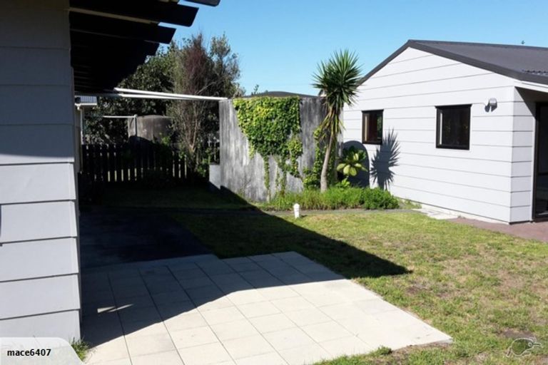 Photo of property in 3 Cordyline Road, Port Waikato, Tuakau, 2695