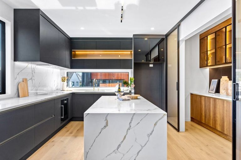 Photo of property in 7a Crete Avenue, Milford, Auckland, 0620