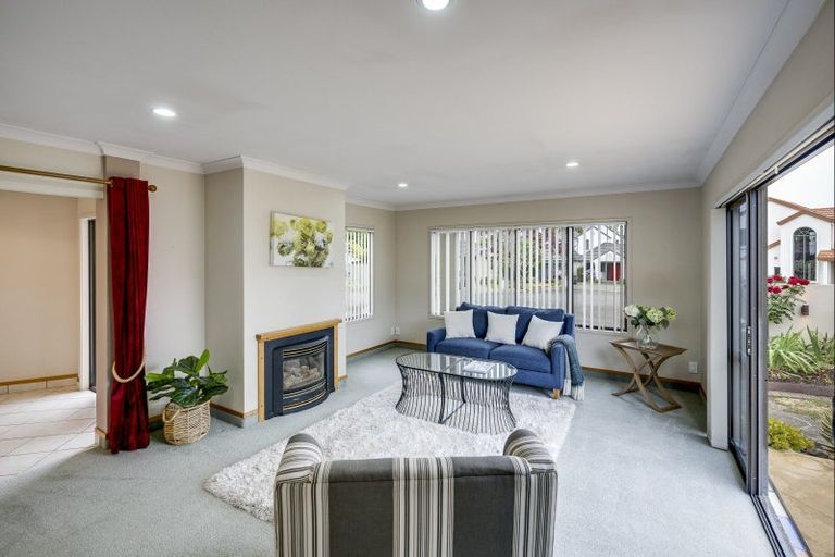 Photo of property in 3 Phoenix Place, Havelock North, 4130