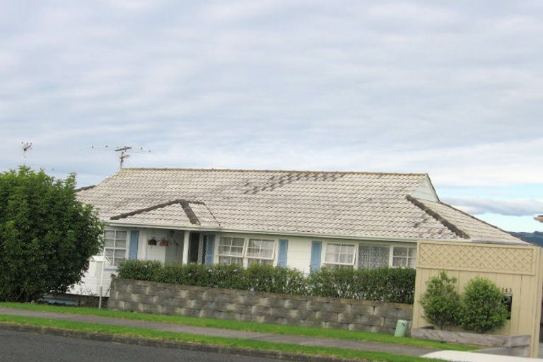 Photo of property in 145 Sandspit Road, Shelly Park, Auckland, 2014
