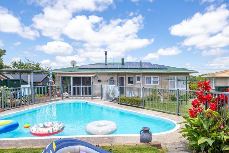 Photo of property in 9 Matthews Crescent, Melville, Hamilton, 3206