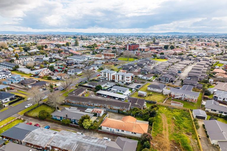 Photo of property in 28 Landscape Road, Papatoetoe, Auckland, 2025