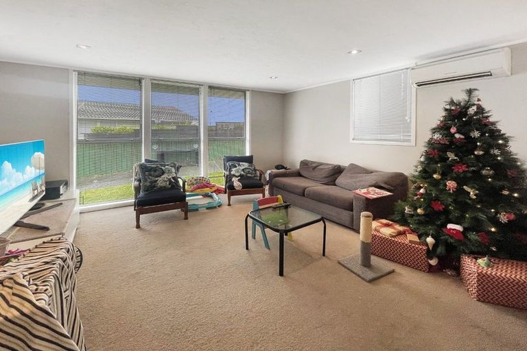 Photo of property in 61 Cunliffe Street, Churton Park, Wellington, 6037