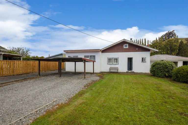 Photo of property in 54 Moa Street, Taihape, 4720